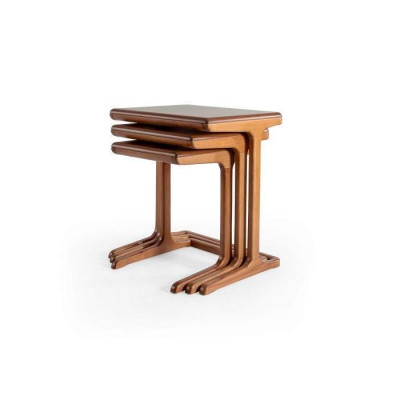 Functionality meets aesthetics: Three modern side tables in a bundle